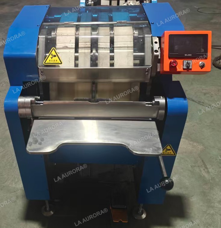 LA AURORA servo-driven tobacco destemming machine
