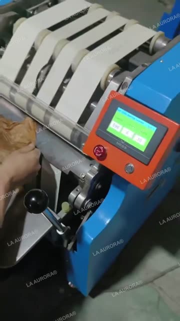 Midrib cutting on the wrapper destemmer